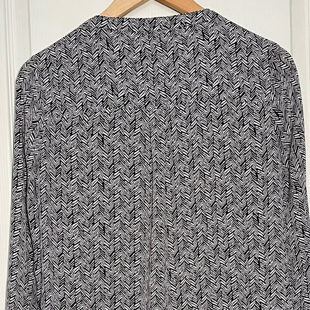 Laundry By Shelli Segal Chevron  Henley Tunic Blouse Classic Office Wear Boho XS - Picture 5 of 16